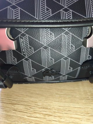 Bandolera Lacoste Monograma Negra