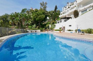 Piso en venta en Alto de los Monteros en Marbella