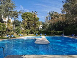 Piso en venta en Los Naranjos en Marbella