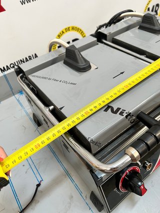 Grill eléctrico doble 2132