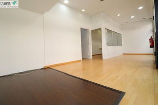 Local comercial en venta en Segle XX en Terrassa