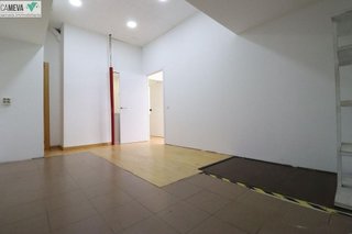 Local comercial en venta en Segle XX en Terrassa