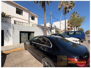 Chalet en venta en Centro - Zona Playas en Chipiona