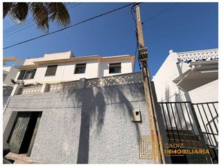 Chalet en venta en Centro - Zona Playas en Chipiona