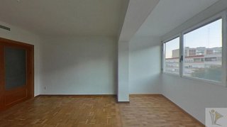 Piso en venta en Pinar del Rey en Madrid
