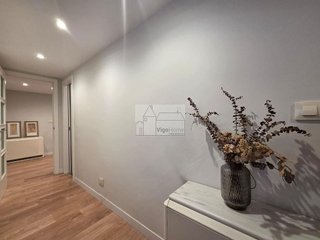 Piso en venta en Travesía de Vigo - San Xoán en Vigo