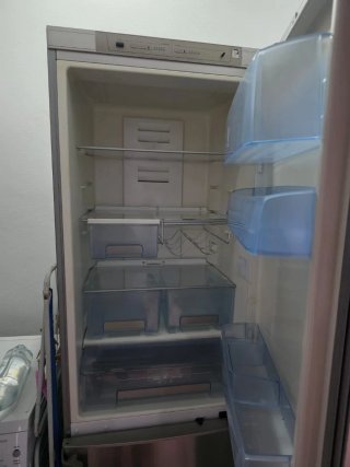 Frigorífico Balay plateado