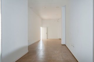 Local comercial en venta en Zona Hispanidad-Vivar Téllez en Vélez-Málaga