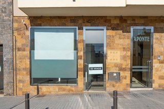 Local comercial en venta en Zona Hispanidad-Vivar Téllez en Vélez-Málaga