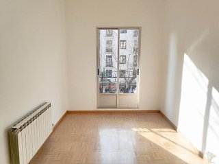 Piso en venta en Lucero en Madrid