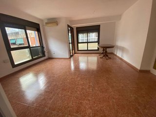 Piso en venta en Carolinas Altas en Alicante