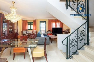 Casa adosada en venta en Crta. De la Sierra en Granada