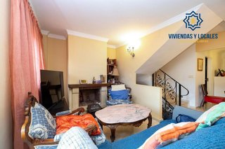 Casa adosada en venta en Crta. De la Sierra en Granada