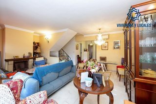 Casa adosada en venta en Crta. De la Sierra en Granada