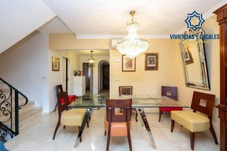 Casa adosada en venta en Crta. De la Sierra en Granada