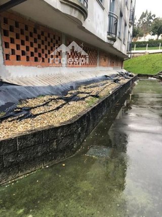 Local comercial en venta en Cañiza (A)