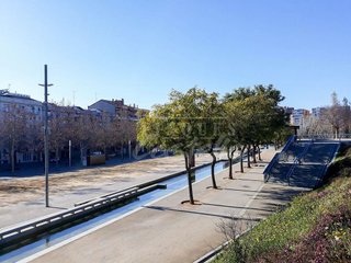 Local comercial en venta en Peramàs en Mataró