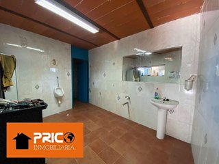 Nave industrial en venta en Centro en Cáceres