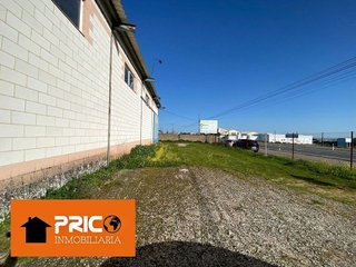 Nave industrial en venta en Centro en Cáceres