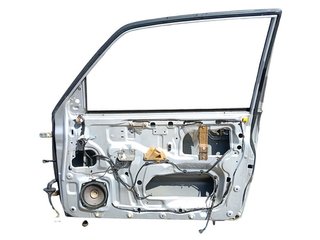 PUERTA DELANTERA DERECHA MITSUBISHI MONTERO (V60/