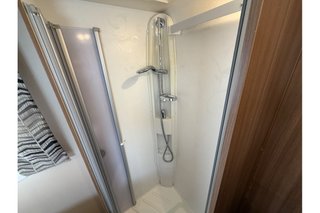 Autocaravana Rapido 8080DF