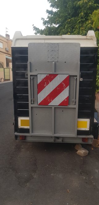 Remolque cerrado 750 kg homologado