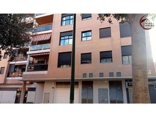 Local comercial en alquiler en Centro en Gandia