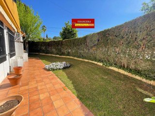 Chalet en venta en Oromana en Alcalá de Guadaira
