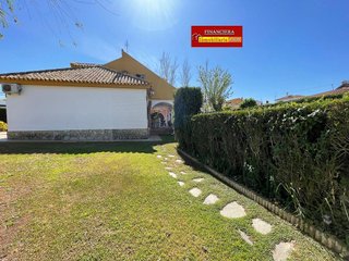 Chalet en venta en Oromana en Alcalá de Guadaira