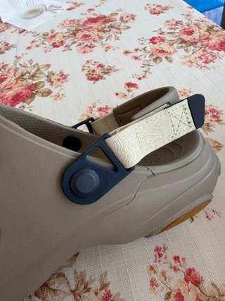 Crocs Classic Sandali Khaki M7/W9 (EU 39/40)