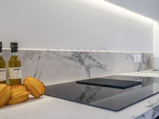 Piso en venta en Los Arqueros-Puerto del Almendro en Benahavís