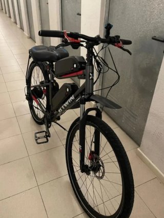 Bicicleta Eléctrica Negra