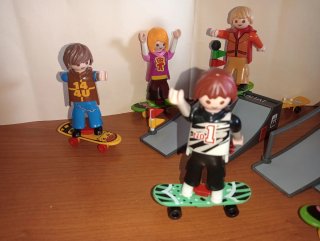 Playmobil-Skaters y Rampas.