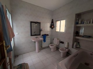 Casa adosada en venta en Tomelloso
