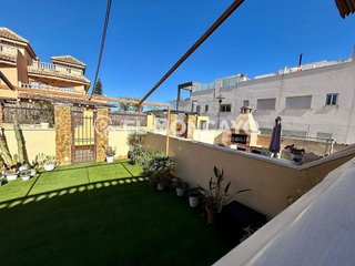 Casa adosada en venta en Urbanizaciones en Guardamar del Segura