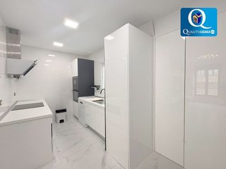 Piso en venta en Ensanche - Diputación en Alicante