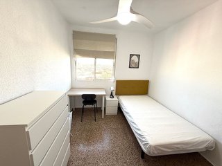 Piso en venta en En Corts en Valencia
