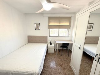 Piso en venta en En Corts en Valencia