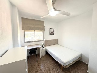 Piso en venta en En Corts en Valencia