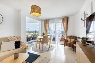 Piso en venta en Los Álamos en Torremolinos