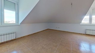 Ático en venta en Hontanares de Eresma