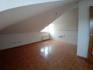 Ático en venta en Hontanares de Eresma