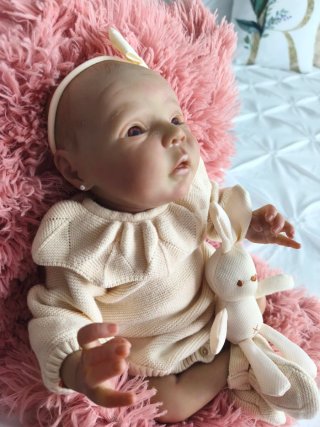 Muñeca Reborn hecha con amor kit mayven,