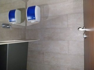 Local comercial en venta en La Floresta - Les Planes en Sant Cugat del Vallès
