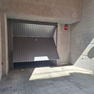 Garaje en venta en La Plana en Esplugues de Llobregat