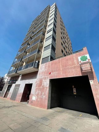 Garaje en venta en Pla de Bon Aire en Terrassa