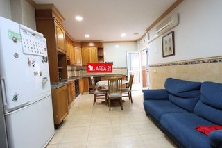 Chalet en venta en Núcleo Urbano en Pobla de Vallbona (la)