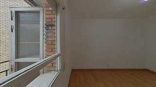 Piso en venta en Pueblo Nuevo en Madrid