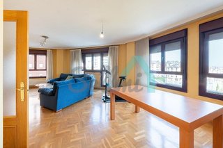 Piso en venta en San Lázaro - Otero - Villafría en Oviedo