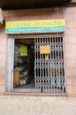 Local comercial en venta en Carcaixent